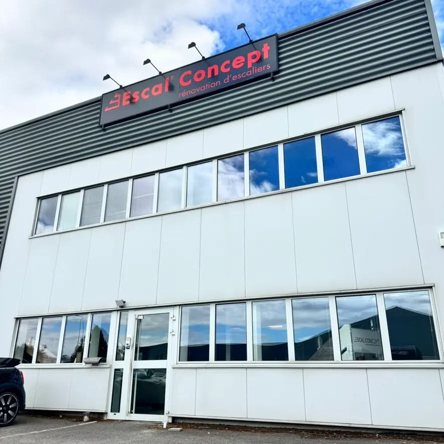 Bâtiment Escal Concept à Ennery après le nettoyage des vitres